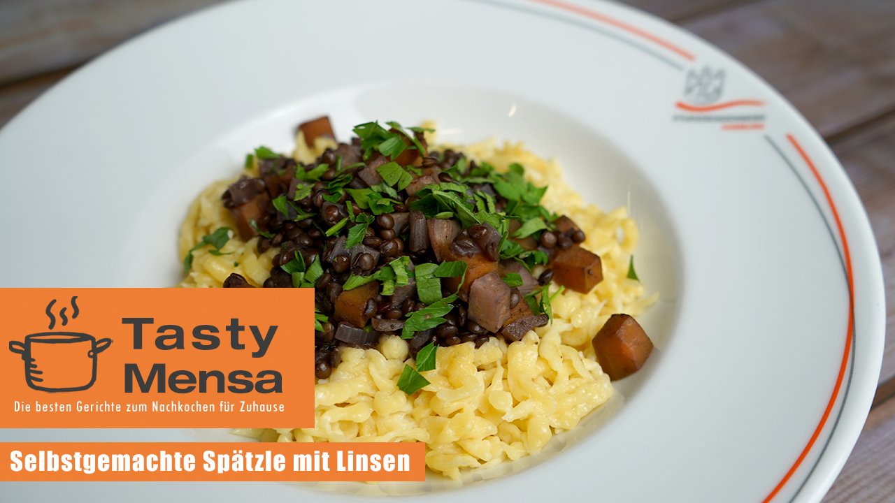 Selbstgemachte Spätzle mit Linsen Selbstgemachte Spätzle mit Linsen