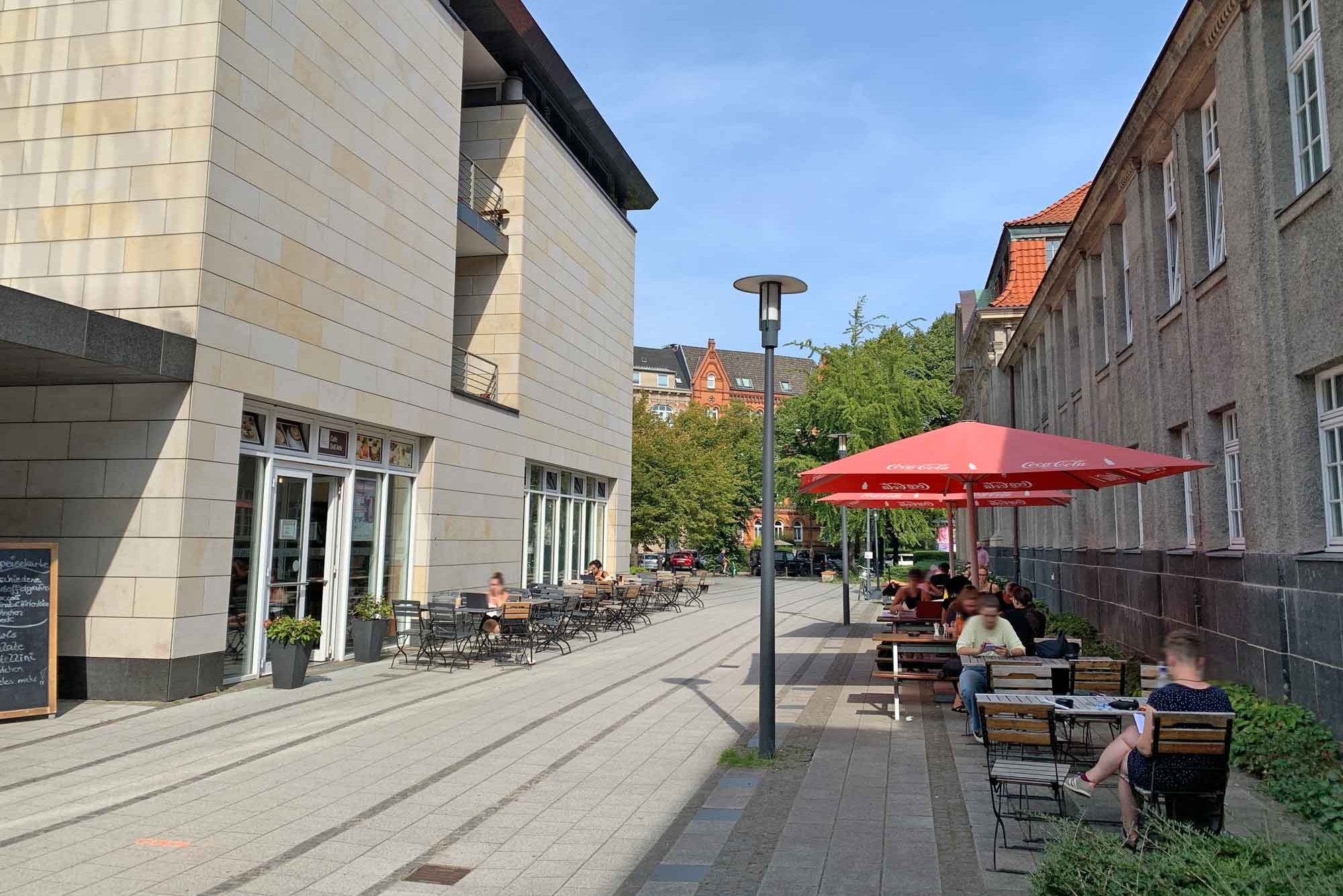 Außenplätze des Café dell´Arte