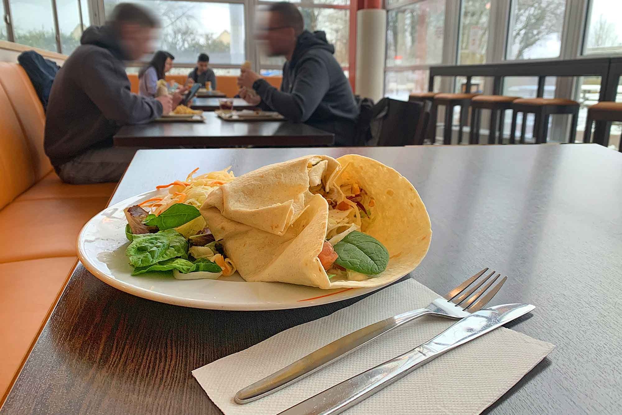 Gästeraum der Mensa Bergedorf