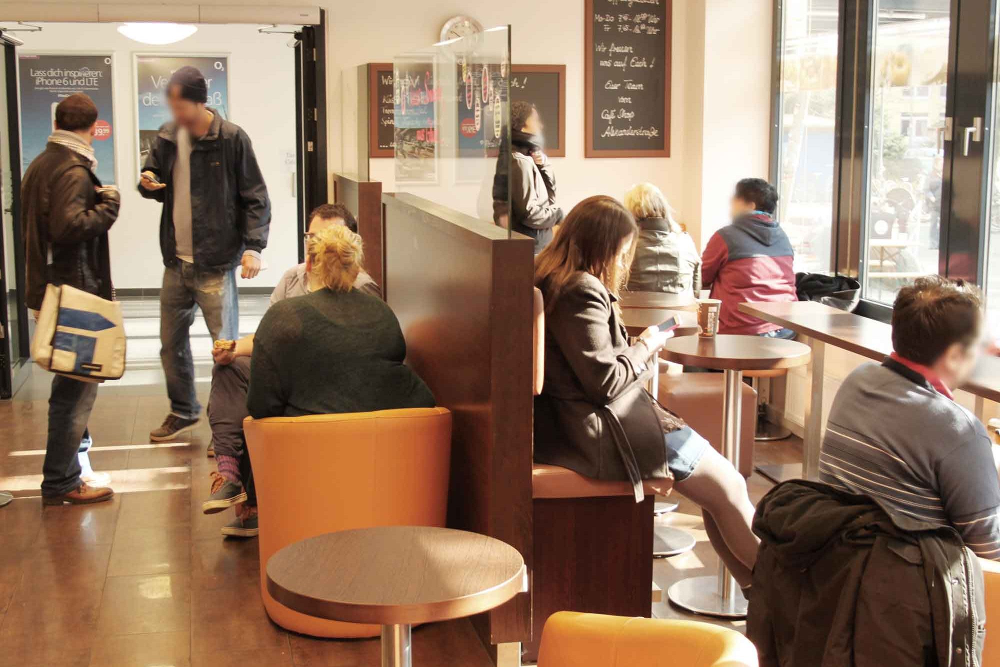 Gastraum im Cafe Alexanderstraße 