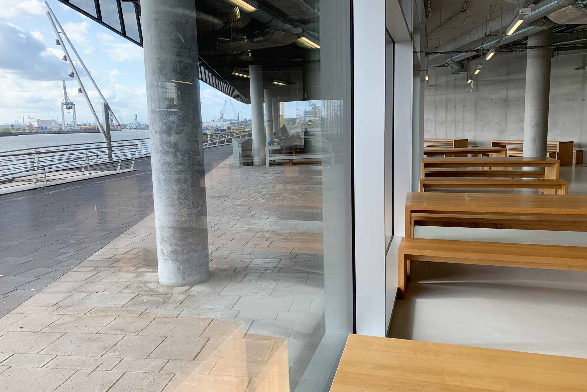 Gastraum der Mensa HCU