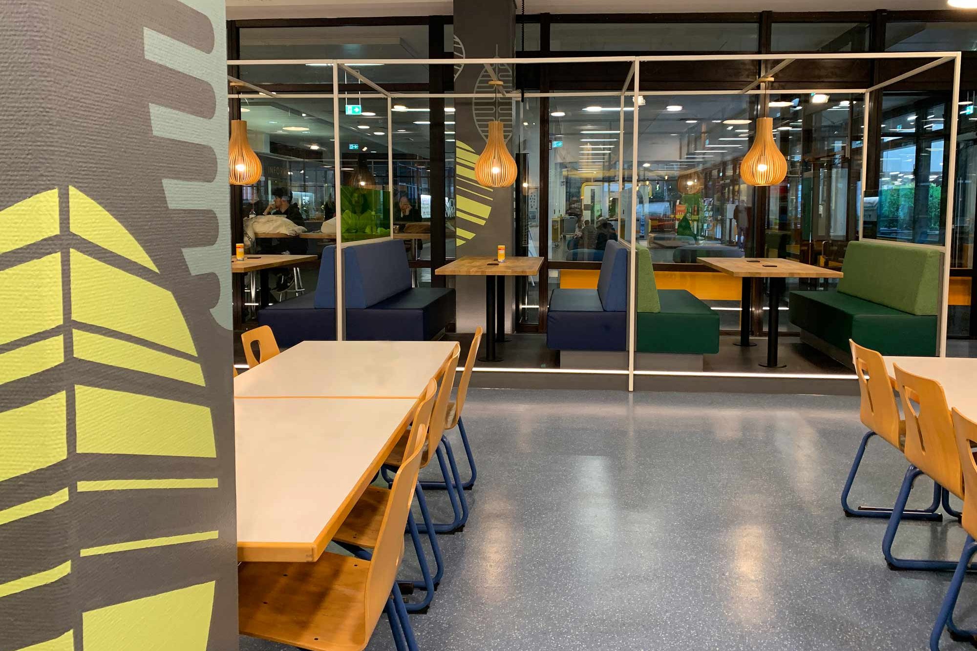 View of the dining area at the Cafeteria Blattwerk